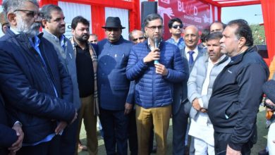 संस्था फीवा द्वारा ओमेक्स ग्रुप के सहयोग से विशाल रक्तदान शिविर का आयोजन किया गया