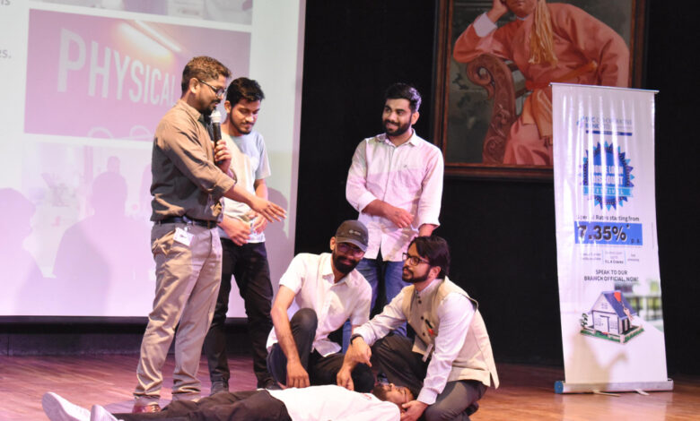 सिर की चोट से बचाव एवं रोकथाम के प्रति विद्यार्थियों को किया जागरूक