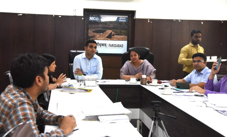 Chief Secretary Sanjeev Kaushal reviewed the implementation of developmental plans and projects of tourism areas in Faridabad including Badkhal Lake, Surajkund with officials