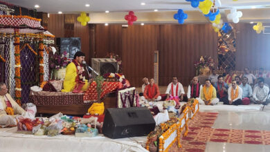 Almighty God is well wisher of all living beings: Acharya Abhishek Shukla