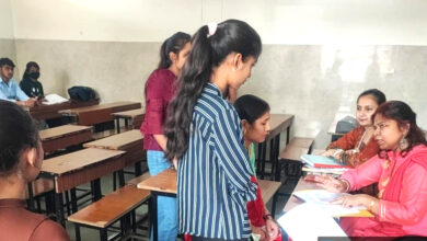 अपने बच्चों की शैक्षिक प्रगति के बारे में जानकारी प्राप्त कर अभिभावक हुए संतुष्ट: डीएवी शताब्दी महाविद्यालय के वाणिज्य विभाग (एस एफ एस)के द्वारा पीटीएम का आयोजन