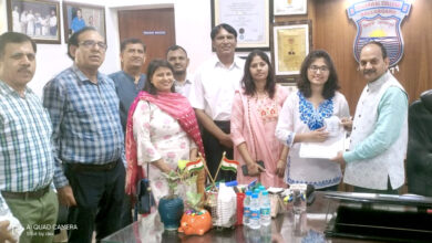 Agrawal College girl students won prizes in state-level competition
