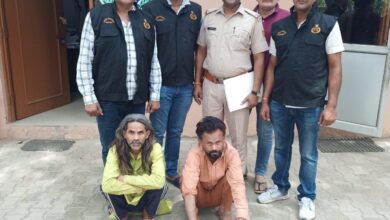 क्राइम ब्रांच 17 ने हत्या के मुकदमे में 18 साल से फरार चल रहे दो आरोपियों को गिरफ्तार कर भेजा जेल