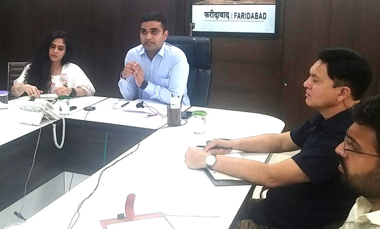 जिला फरीदाबाद में आयोजित होने वाली संघ लोक सेवा आयोग और हरियाणा लोक सेवा आयोग की 2023 की परीक्षाओं की तैयारियों को लेकर रहे प्रशासन व पुलिस मुस्तैद : मुख्य सचिव संजीव कौशल