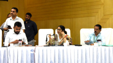 यूपीएससी की अंडर सेक्रेटरी समीक्षा ने परीक्षा के लिए ड्यूटी मजिस्ट्रेट, ट्रांजिट आफिसर व परीक्षा केंद्रों के अधीक्षकों और सुपरवाइजर को दिए सफल संचालन के टिप्स