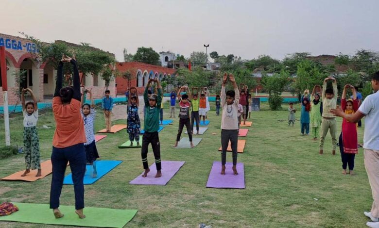व्यायामशालाओं में 9वें अंतर्राष्ट्रीय योग दिवस-2023 की तैयारियां शुरू : डीसी विक्रम सिंह