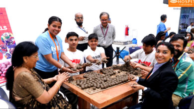 ग्लोबल वार्मिंग कम करने और जलवायु संरक्षण हेतु अम्मा द्वारा प्रेरक सी20 अभियान