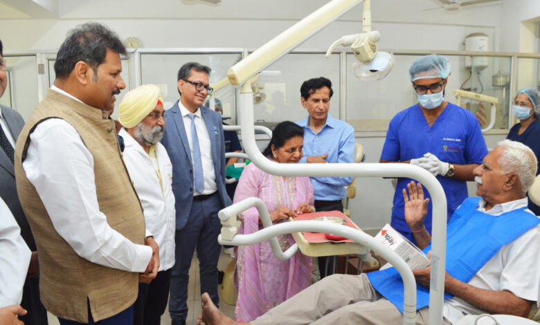 Manav Rachna organized 7th free artificial teeth distribution program, 45 senior citizens got benefits