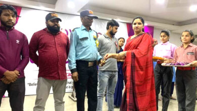 विश्व मजदूर दिवस पर विद्यासागर इंटरनेशनल स्कूल में सम्मानित हुए कामगार
