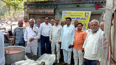 गंगा दशहरा पर्व पर कन्डेरे समाज समिति हरियाणा द्वारा छबील लगाकर आम जनों को ठंडा मीठा शरबत वितरित किया गया
