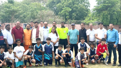 हम्रो स्वाभिमान ट्रस्ट के तत्वाधान में आयोजित पहले गोरखा कप फुटबॉल टूर्नामेंट में बतौर मुख्यातिथि पहुँचे पूर्व उद्योग मंत्री विपुल गोयल