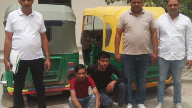 क्राइम ब्रांच 56 ने चोरी के ऑटो सहित दो आरोपियों को किया गिरफ्तार, 2 सीएनजी ऑटो बरामद