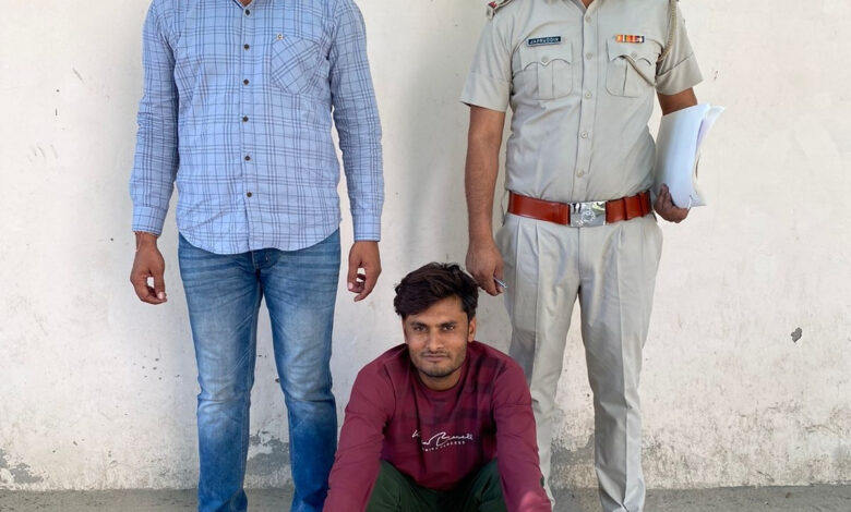 नशा तस्करी के मामले में 3 वर्ष से फरार चल रहे 5000/-रु के इनामी आरोपी को क्राइम ब्रांच सेक्टर-85 की टीम ने किया गिरफ्तार