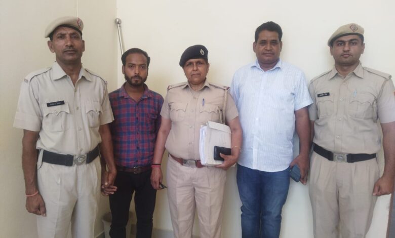शादी का झांसा देकर युवती के साथ दुष्कर्म की वारदात को अंजाम देने वाले आरोपी को महिला थाना बल्लभगढ़ की टीम ने आगरा से किया गिरफ्तार
