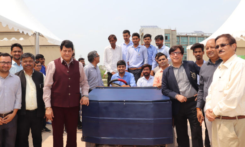 Shri Vishwakarma Kaushal Vishwavidyalaya will become the hub of smart e vehicle manufacturing