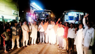 पूर्व उद्योग मंत्री विपुल गोयल के कार्यालय से किया हरिद्वार के लिए दो बसों को रवाना