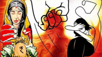 Dabua police arrested the husband and mother-in-law accused of dowry murder in the case of suicide due to harassment of in-laws