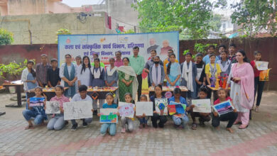 टावर उत्सव शिविर का हुआ समापन एक महीने में टावर ने सिखी अद्भुत मूर्तिकला : डीआईपीआरओ राकेश गौतम