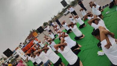 NHAI अधिकारियों और कर्मचारियों ने एनएच 44 पर मनाया अंतरराष्ट्रीय योग दिवस