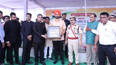 आज हर भारतवासी के लिए खुशी का दिन पूरा देश तिरंगे के रंगों में रंगा है : राज्य मंत्री संदीप सिंह