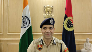 सोशल मीडिया पर अफवाह फ़ैलाने वालों पर राखी जा रही है नज़र