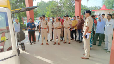 डीसीपी बल्लभगढ़ ने थाना सदर बलल्बगढ़ में वीडियो वेन के माध्यम से आमजन को नशा मुक्ति, महिला विरुद्ध अपराध, साइबर फ्रॉड सहित सामाजिक मुद्दों के बारे में किया जागरूक