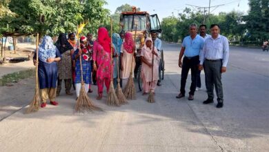 मेगा स्वच्छता अभियान को रविवार छुटटी वाले दिन भी जोर-शोर से चलाया गया
