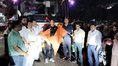 पूर्व उद्योग मंत्री के कार्यालय से हुई हरिद्वार के लिए बस रवाना