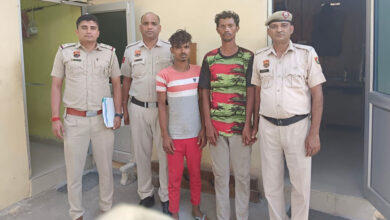 आंखों में मिर्ची पाउडर डालकर ऑटो लूटने की कोशिश करने वाले 2 आरोपियो को मांगर पुलिस चौकी की टीम ने किया गिरफ्तार