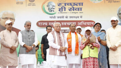 स्वच्छता कर्मियों के सम्मान के साथ मुख्यमंत्री श्री मनोहर लाल ने किया स्वच्छता ही सेवा पखवाड़े का समापन
