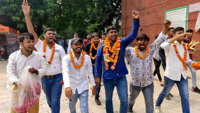 छात्र नेता जसवंत पवार का नेहरू कॉलेज में छात्रों ने किया जोरदार स्वागत