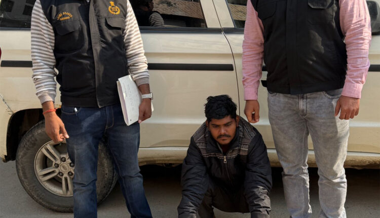 वाहन चोरी करने वाले आरोपी को अपराध शाखा AVTS फरीदाबाद की टीम ने किया गिरफ्तार, चोरी की मोटरसाइकिल बरामद