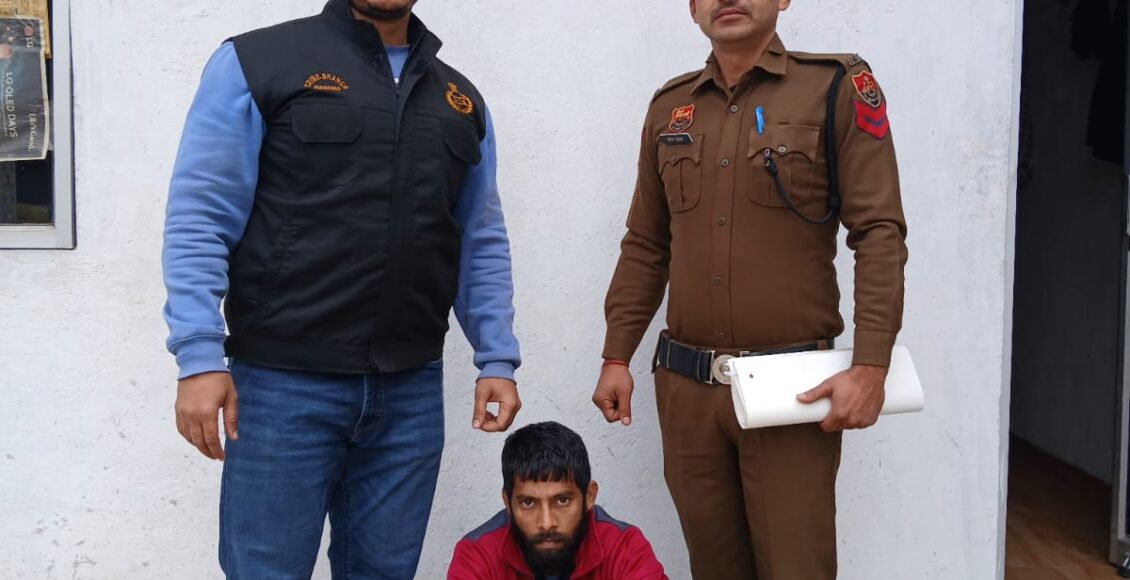 Crime branch AVTS team arrested the accused of vehicle theft, motorcycle recovered.