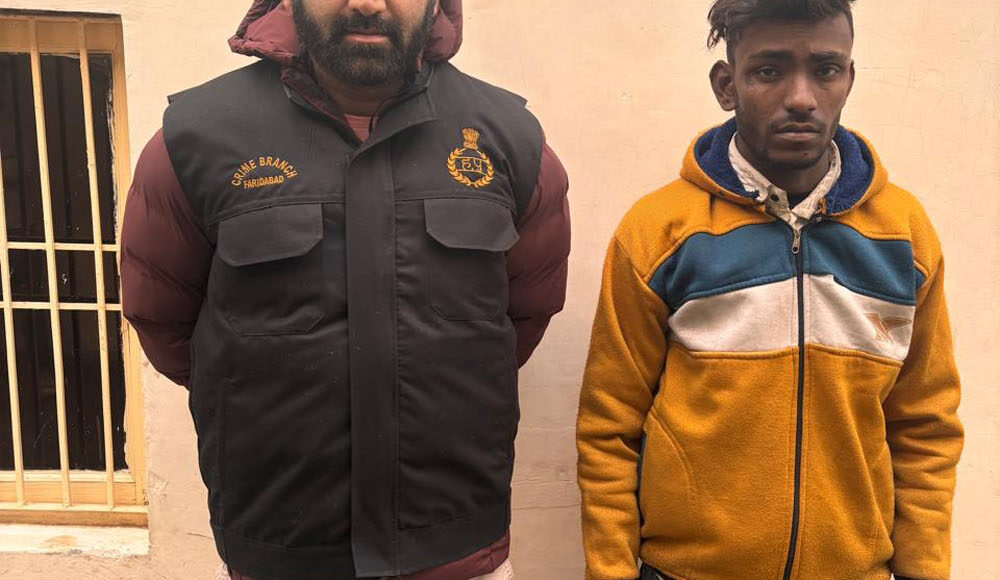 Crime Branch NIT team arrested the accused along with the country made pistol.