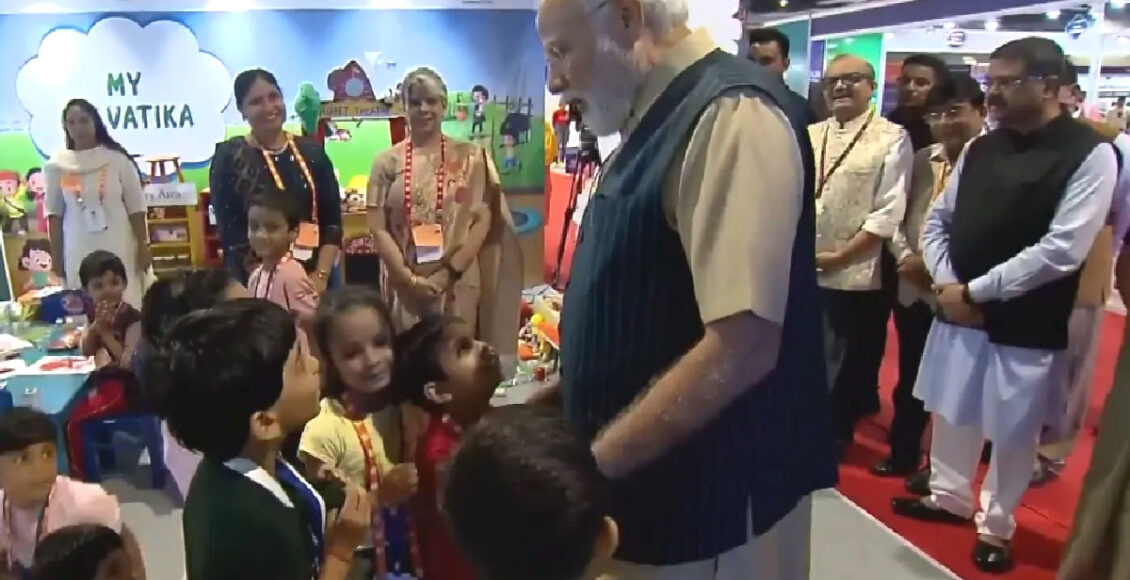 PM Modi asked the children – have you brought tiffin?