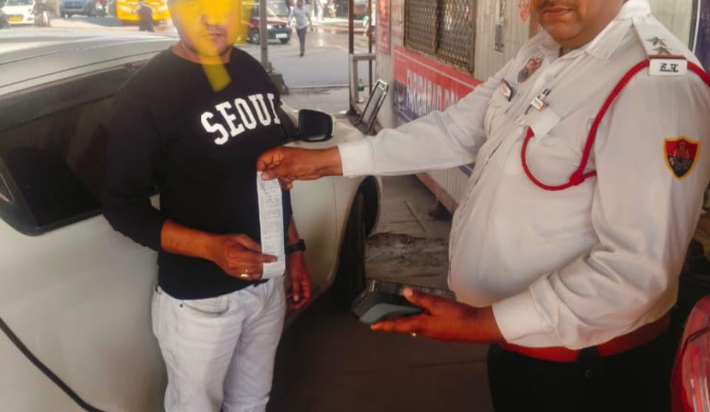 Traffic police suspended 222 driving licenses for over speeding, red light jumping, drink and drive and using mobile while driving.