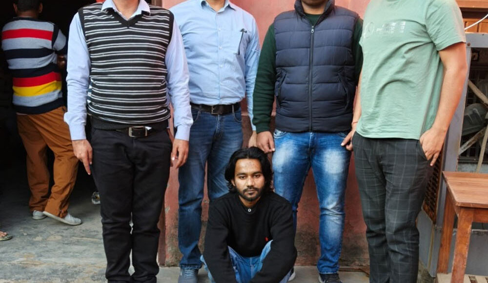 Police station cyber crime NIT team arrested the accused from Rohtak in the case of cheating by luring huge profits by investing money in share market.