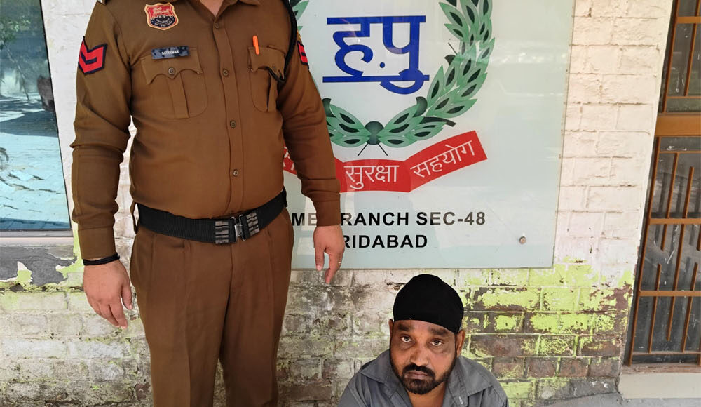 Crime Branch Sector-48 team arrested the accused in theft case.