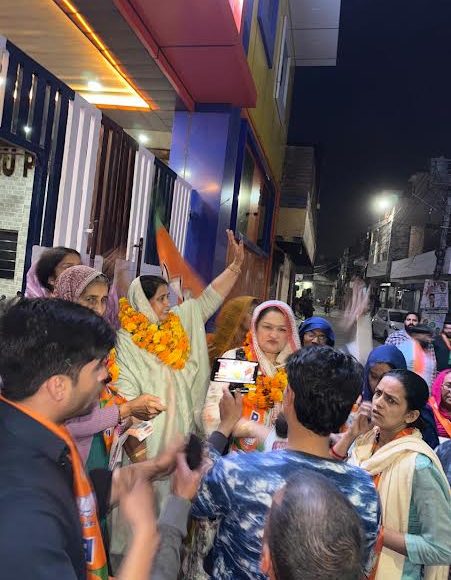 Shobha Satish Kumar got full support from the people of Ward 17.