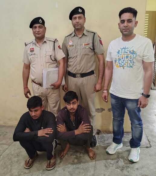 Gang that robbed passengers busted, two cab robbers arrested