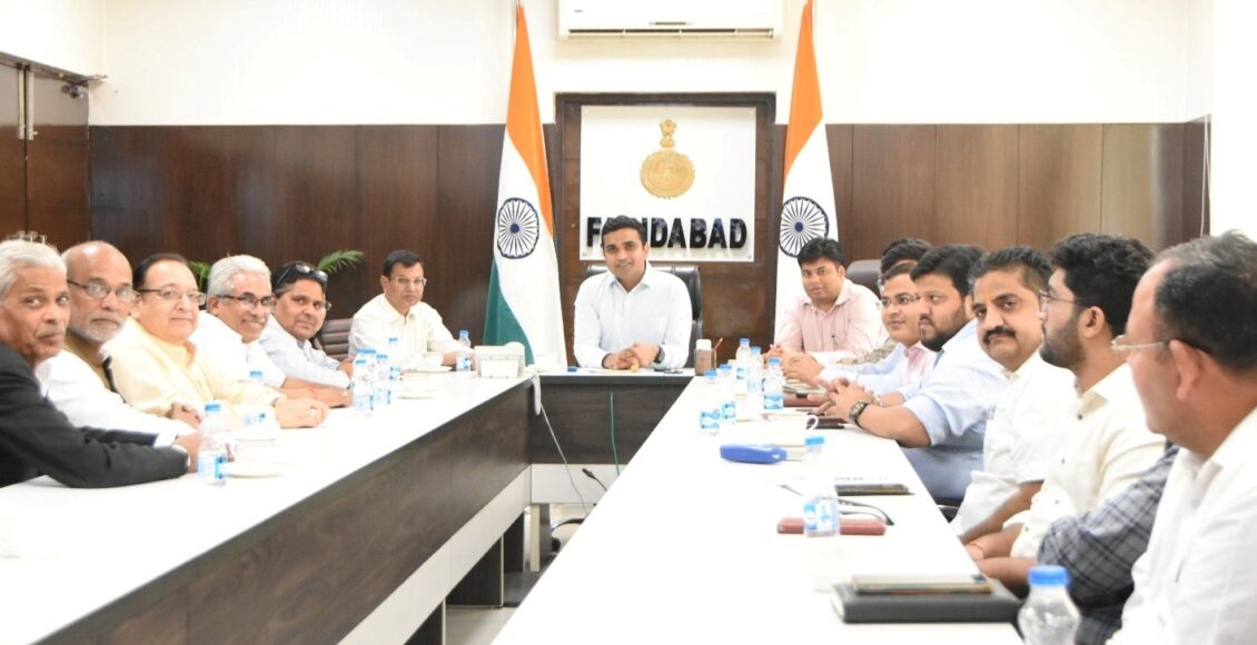 The Deputy Commissioner held a meeting with representatives of political parties and discussed the election process