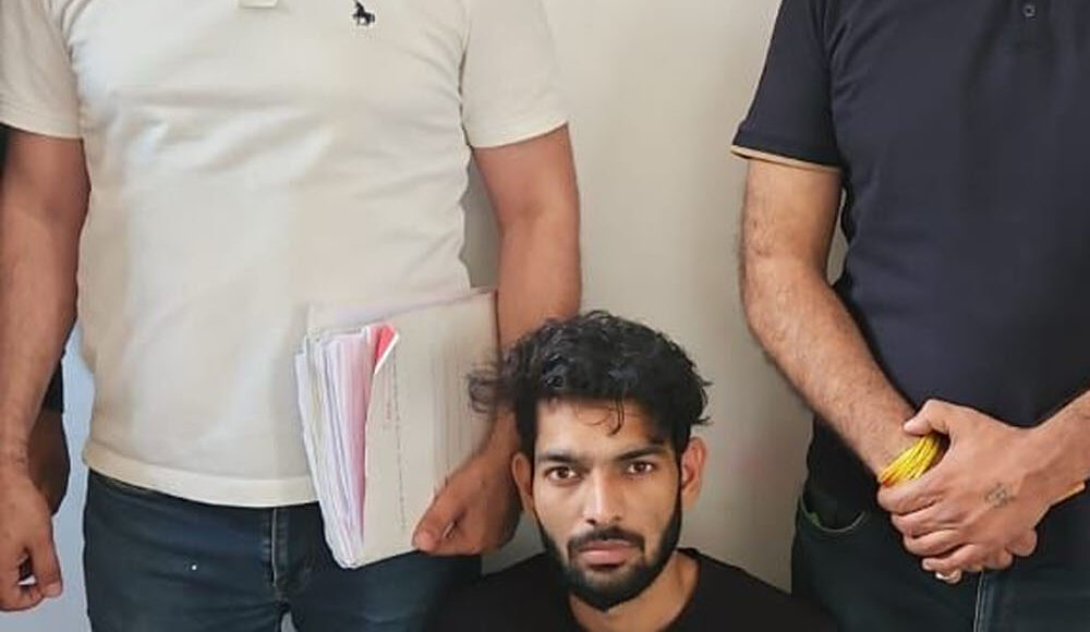 The team of Cyber Thana Central arrested an accused in the case of cheating in the name of claiming credit card reward