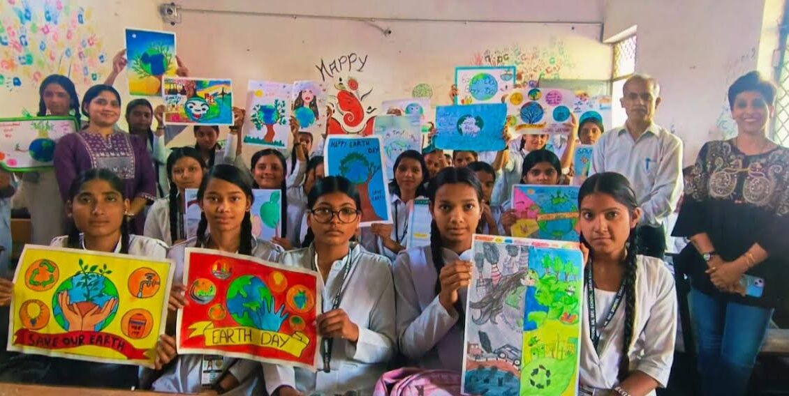 Awareness campaign in school on Earth Day, Anam-Komal stood first in painting and other competitions
