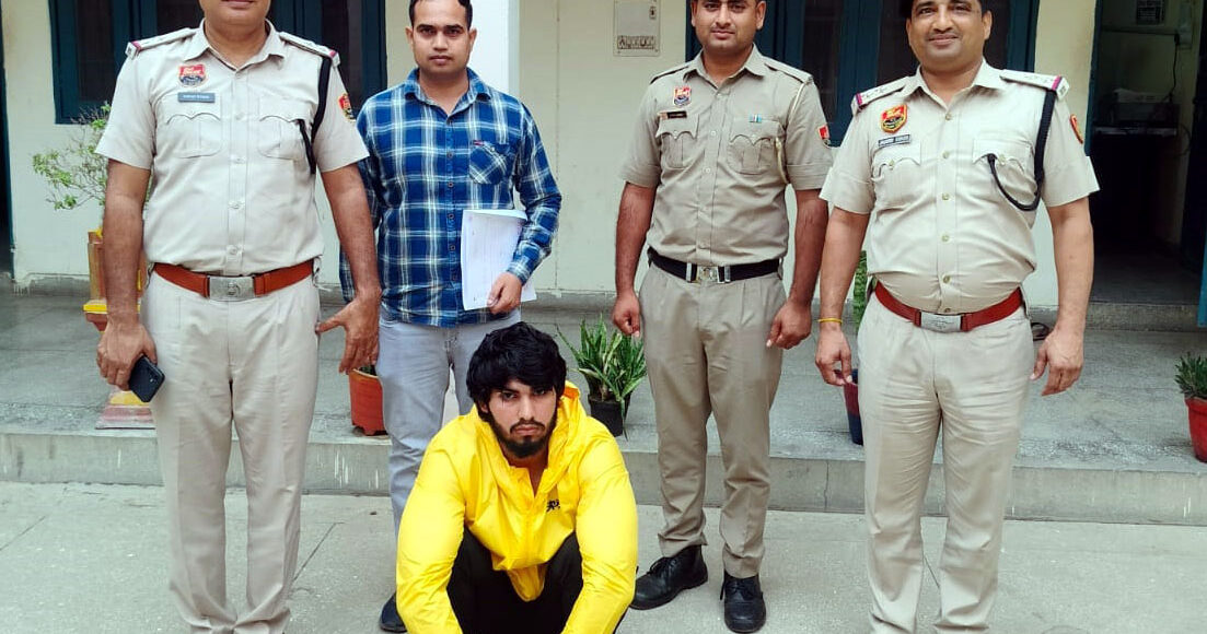 Police recovered the woman who was kidnapped by her husband from Mathura