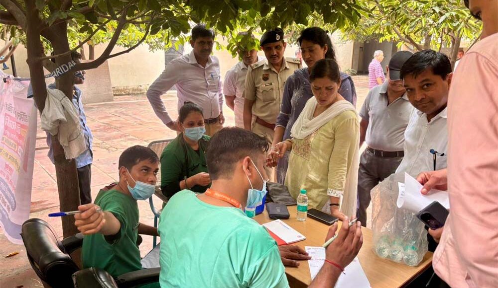 Medical checkup camp organized at Police Commissioner's Office, Sector 21-C