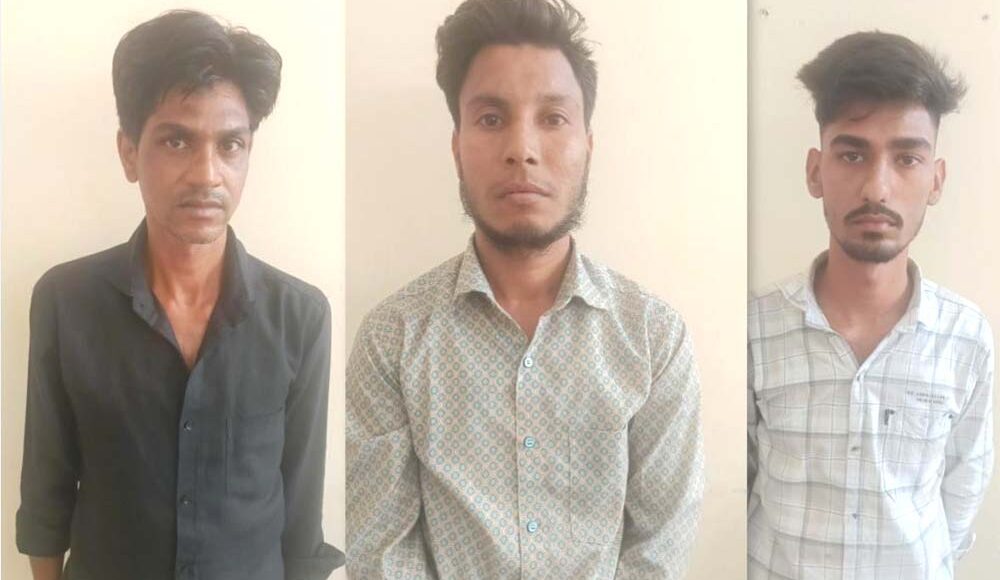 In a sex racket case, a man was duped of Rs 1,82,475 by threatening to arrest him, three accused arrested