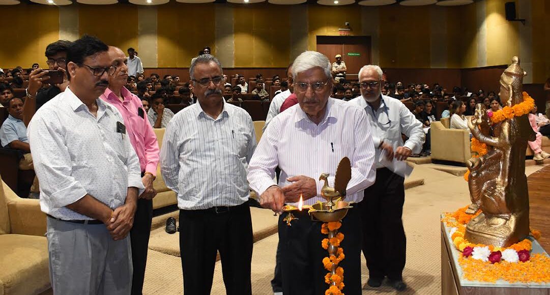 Induction program for engineering students started at J.C. Bose University