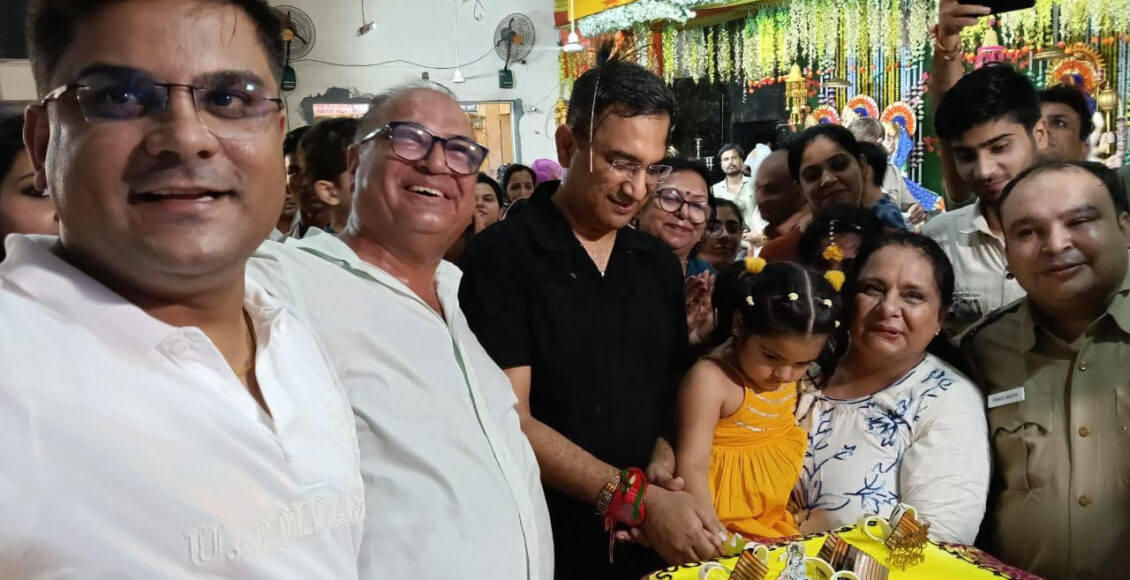 Janmashtami was celebrated with great pomp in Siddhpeeth Shri Hanuman Temple, devotees observed the grand tableaux