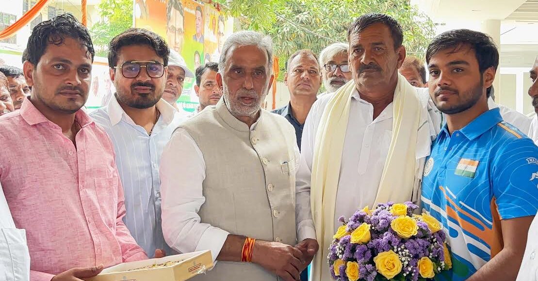 Young shooter Kapil Bainsala was honored by Union Minister of State for Cooperation in Faridabad