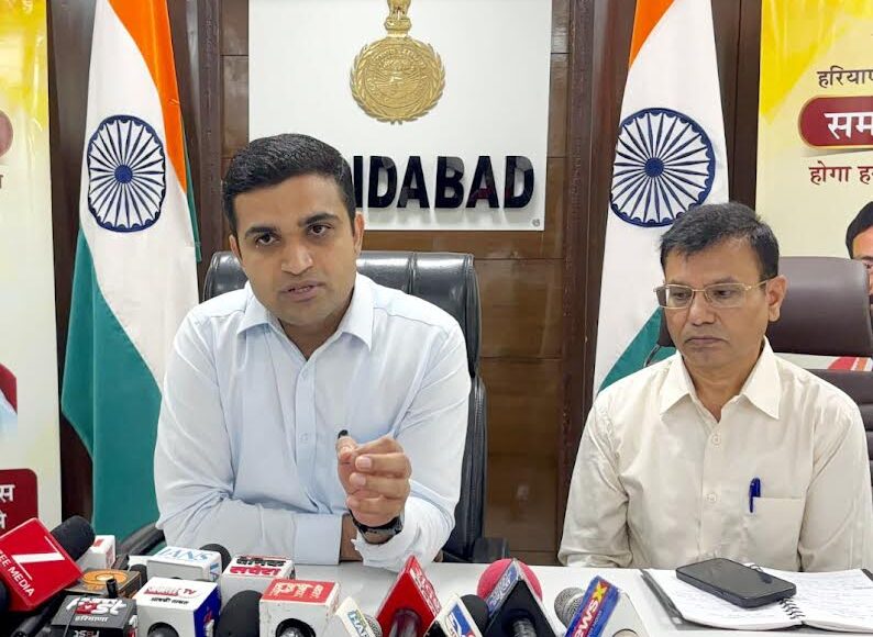 Faridabad on high alert due to rising water level of Yamuna river: Vikram Singh